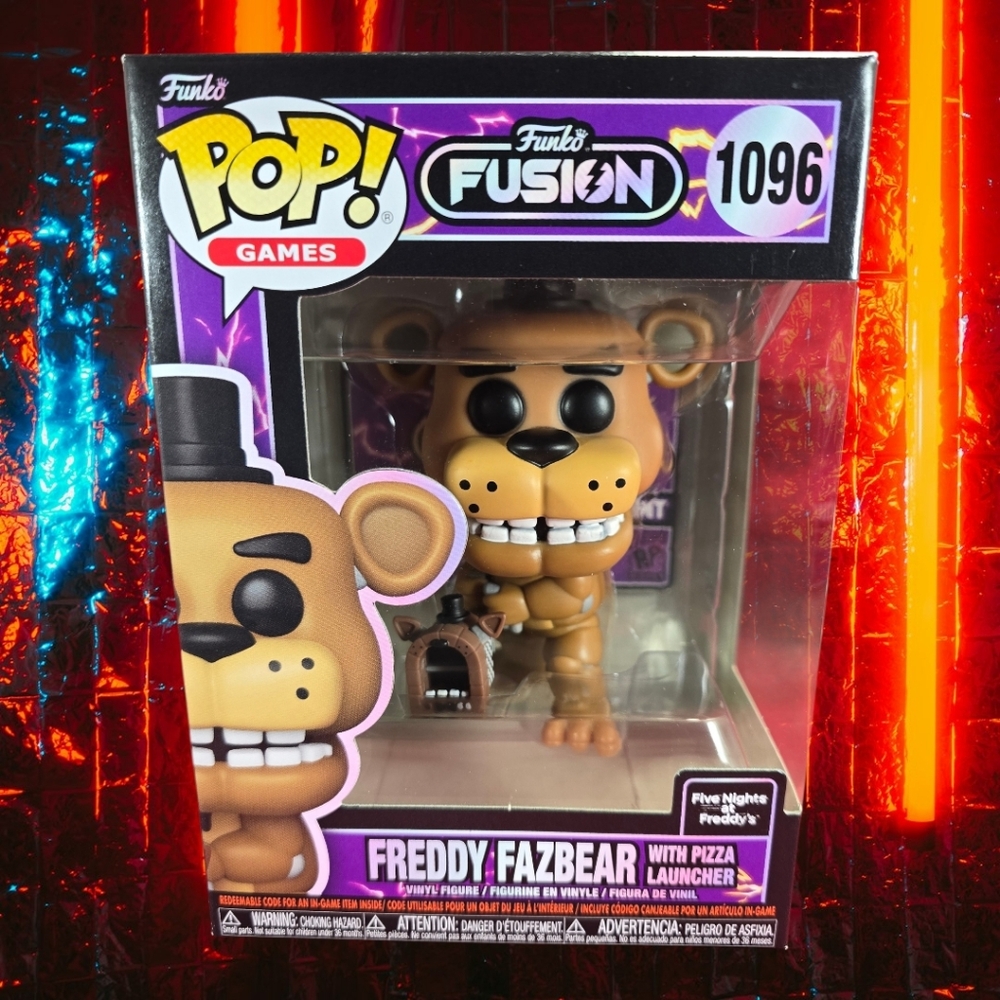 Freddy Fazbear With Pizza Launcher Funko #1096 (Nib) With Pop Protector